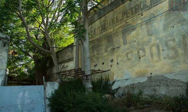 Tra extramurale e Quartierino, le affascinanti e decadenti antiche industrie di Bari